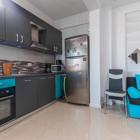 Appartamento Apartament Unique Relax Năvodari Esterno foto