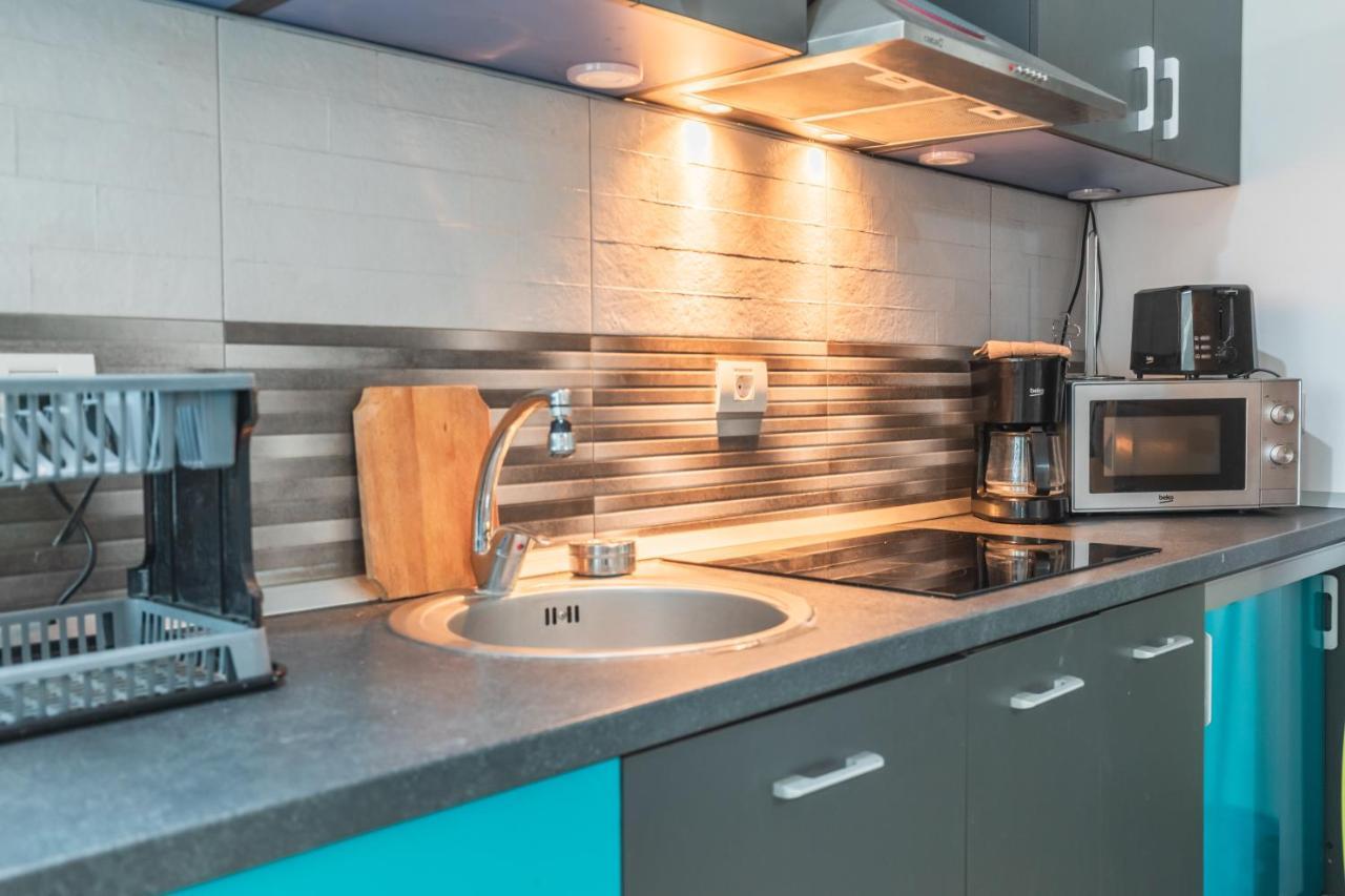 Appartamento Apartament Unique Relax Năvodari Esterno foto