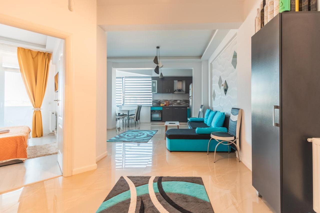 Appartamento Apartament Unique Relax Năvodari Esterno foto