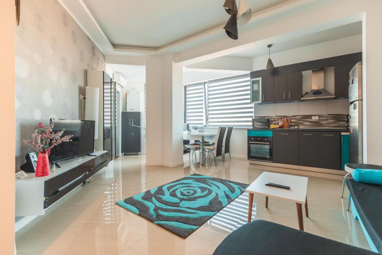 Appartamento Apartament Unique Relax Năvodari Esterno foto