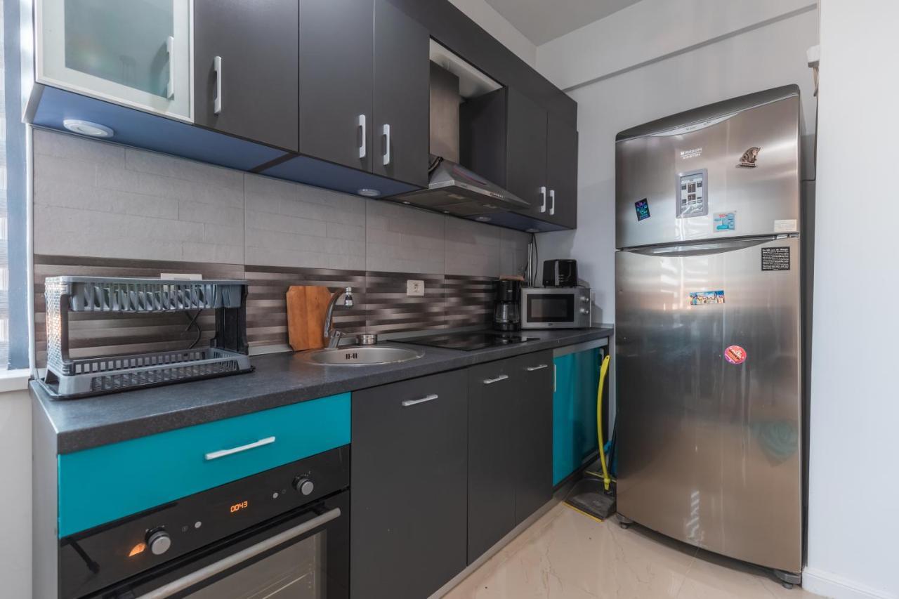 Appartamento Apartament Unique Relax Năvodari Esterno foto