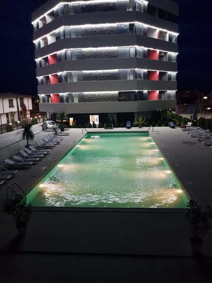 Appartamento Apartament Unique Relax Năvodari Esterno foto